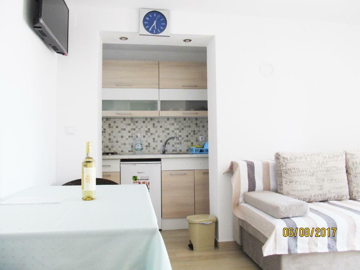 Apartmani Mala Sirena Масленица Екстер'єр фото